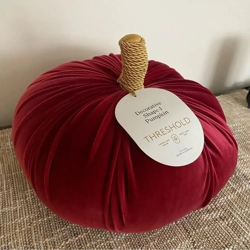 Threshold nwt velvet
